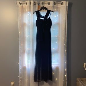 Size 5/6 women’s vintage dress from the 90s
